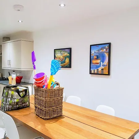 Big, Beautiful, Cosy House * Falmouth